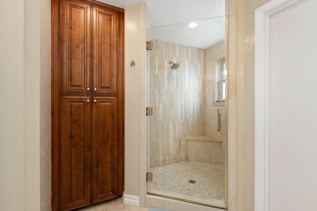 Building Photo - 4BD/2.5BA California Coastal Home with Swe...