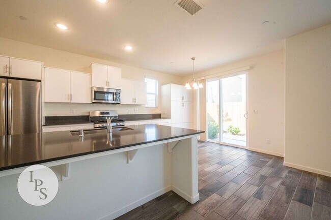 Building Photo - Newly Built Clovis 2-Story Home, 3BR + Den...