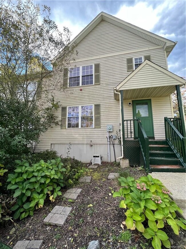 Primary Photo - 41 Evan Rd
