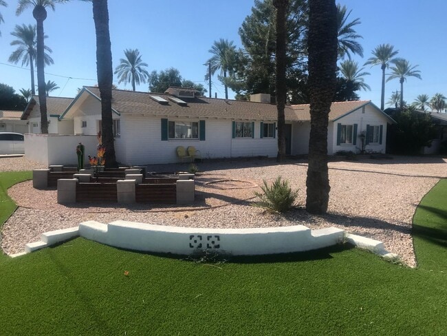 Primary Photo - Historic District TEMPE house.