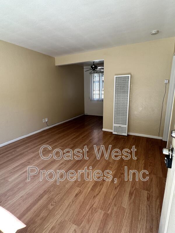 Building Photo - 1572 Reed Ave