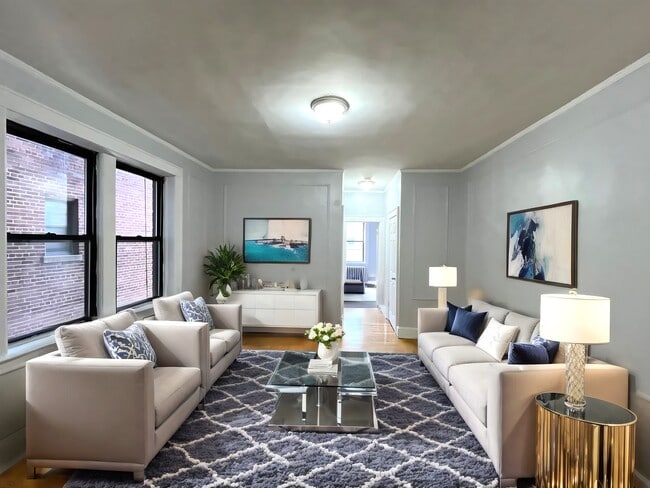 Building Photo - Hill Manor