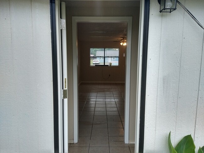 Building Photo - East County Estates Triplex