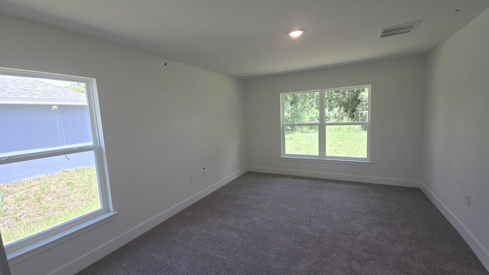 Building Photo - 4061 Birnam Ter