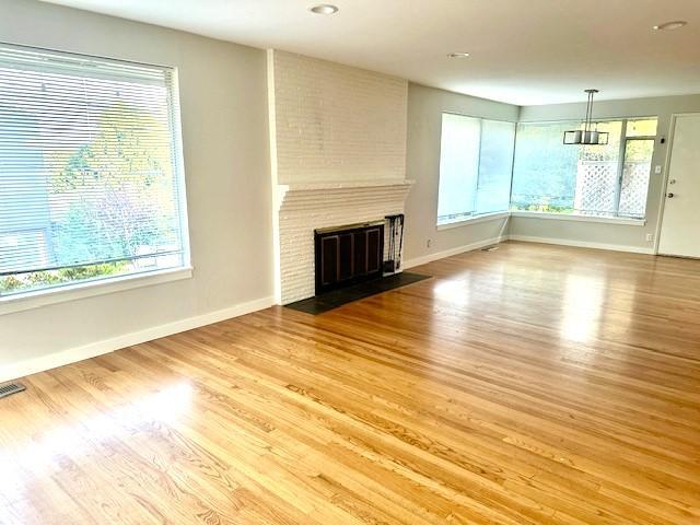 Building Photo - 3 bedroom in Seattle WA 98125