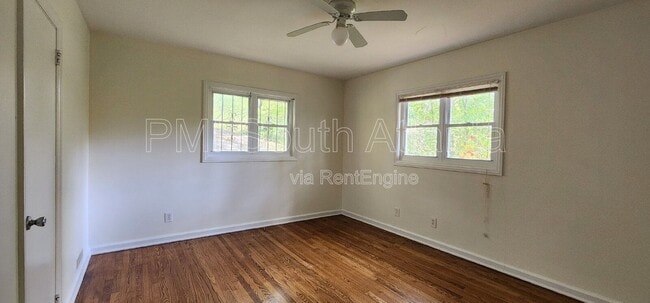 Building Photo - 804 Brookdale Dr SW