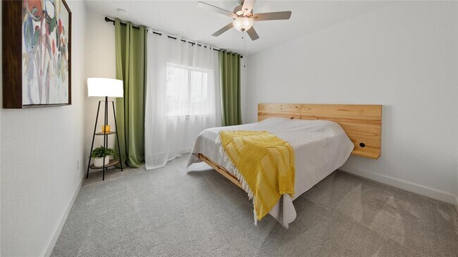 Building Photo - 2807 Kingly Pne Trl