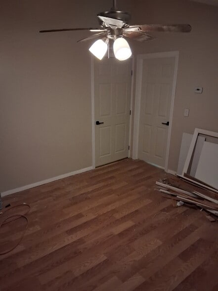 Building Photo - 775 Knotty Oak Rd