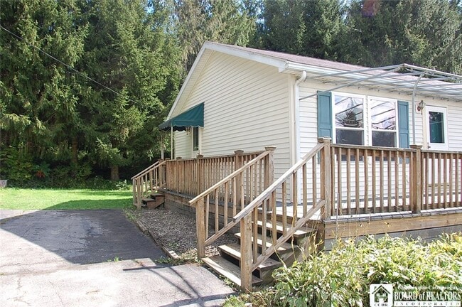 Building Photo - 2656 1/2 Horton Rd