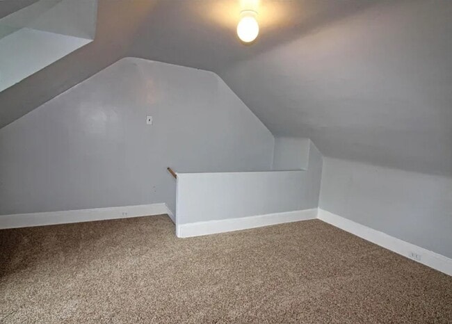 Building Photo - 820 4th St