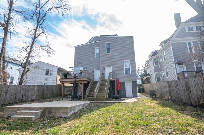 Building Photo - 1540 Blair Ave
