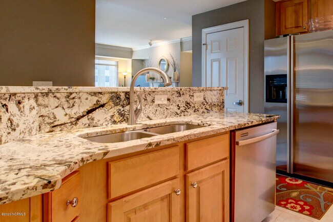 Building Photo - 510 Glenwood Ave