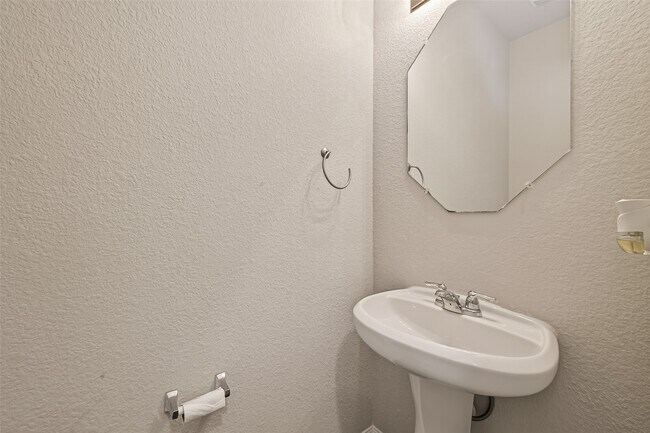 Building Photo - 24902 Signorelli Way
