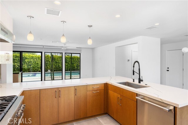 Building Photo - 73534 Silver Moon Trail