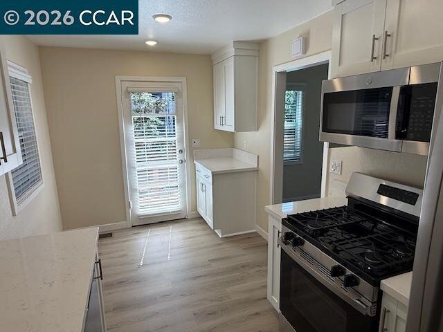 Building Photo - 1500 Carmel Dr