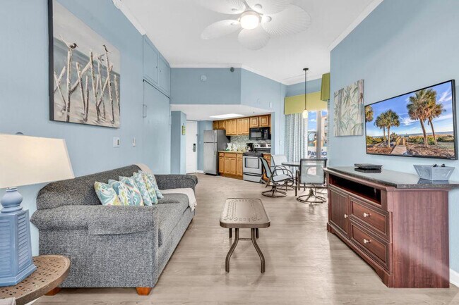 Building Photo - 2710 N Ocean Blvd