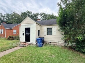 Building Photo - 506 E Club Blvd