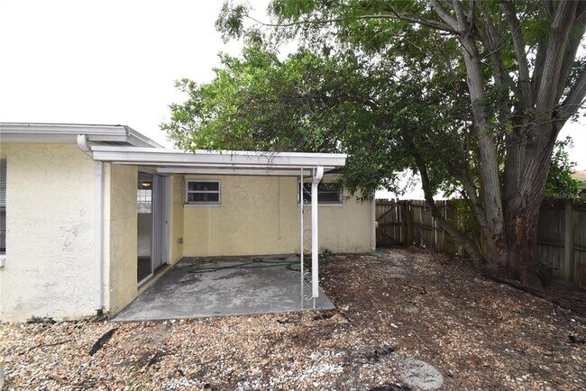 Building Photo - 11732 Newell Dr
