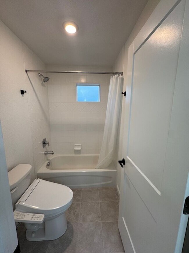 Building Photo - Luxury Living in Wolf Ranch | 6BD, 4BA and...