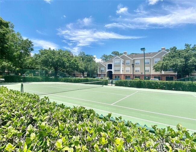 Building Photo - 13015 Plantation Park Cir