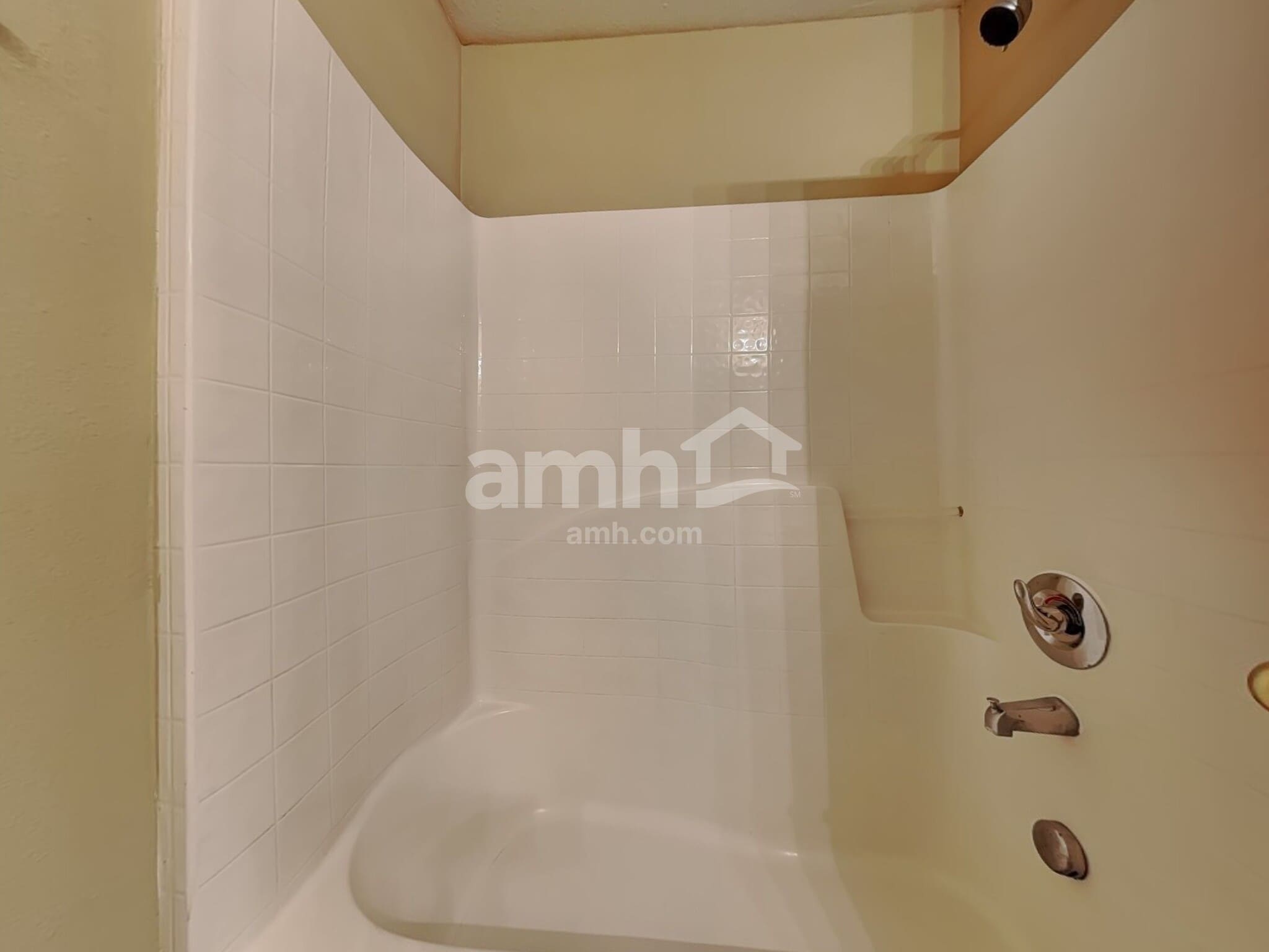 Building Photo - 6679 Gentle Oaks Dr W