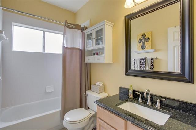 Building Photo - 2400 Geiberger Dr