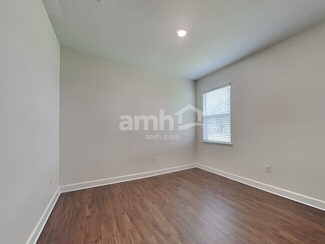 Building Photo - 2211 Saffron Walden Dr