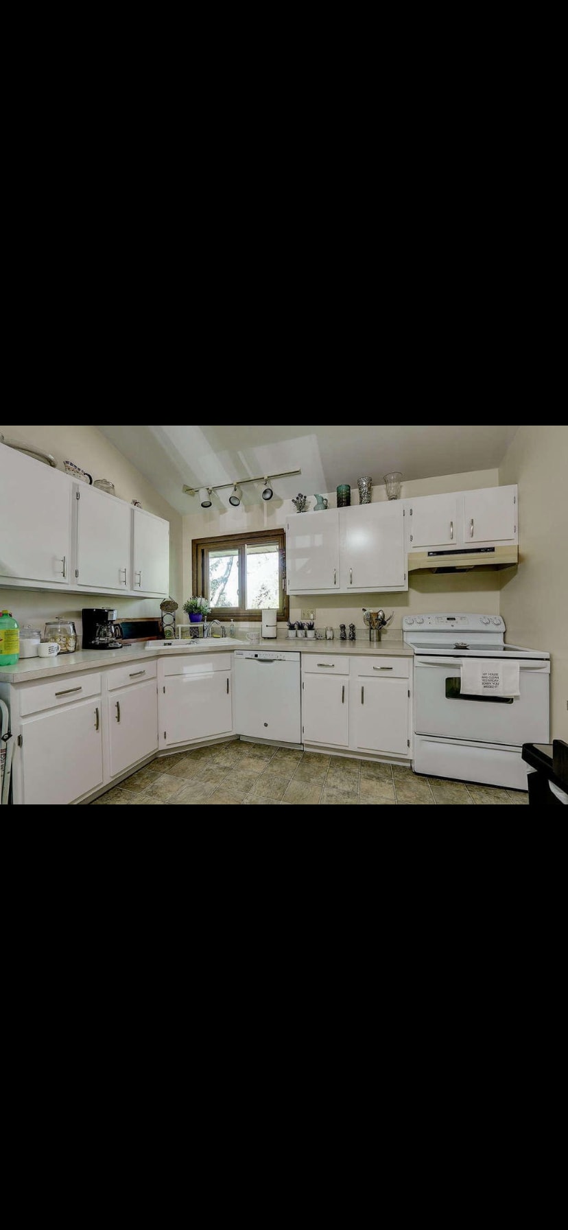 Building Photo - 8622 S Glen Forest Ct