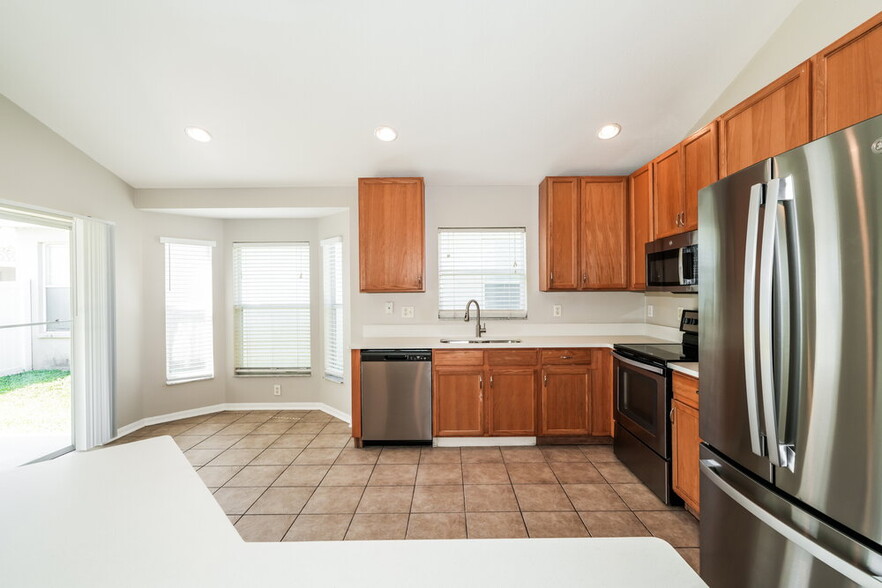 Building Photo - 4204 Knob Lake Ct