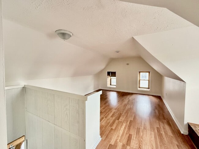 Building Photo - FOR RENT- Spacious 4 Bedroom 2 Bath Home in Penns Grove $2000