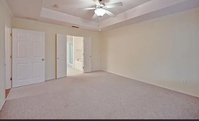 Building Photo - Super Cute 3 Bedroom Home in the Heart of Waxahachie