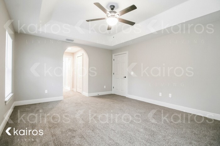 Building Photo - 17 Malauka Radial Cir