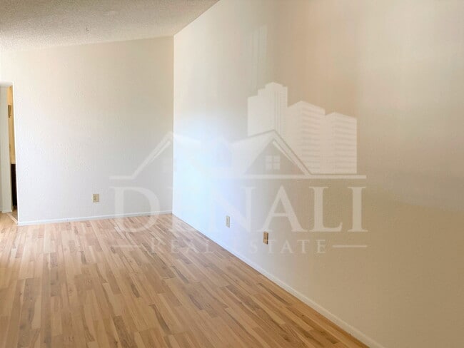 Building Photo - 3645 N 69th Ave