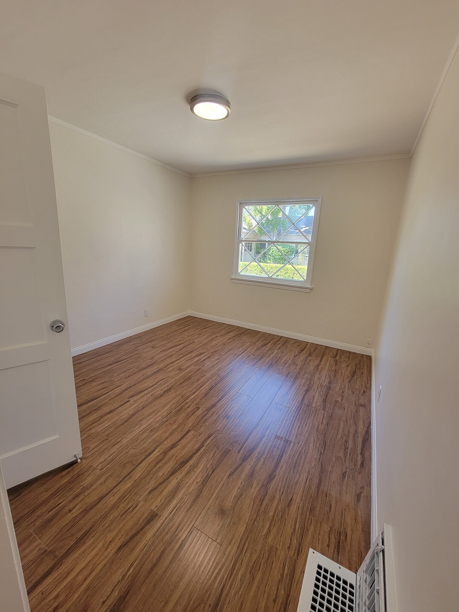 Building Photo - 13626 Leadwell St