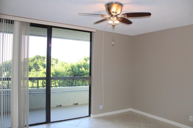 Building Photo - 6372 La Costa Dr