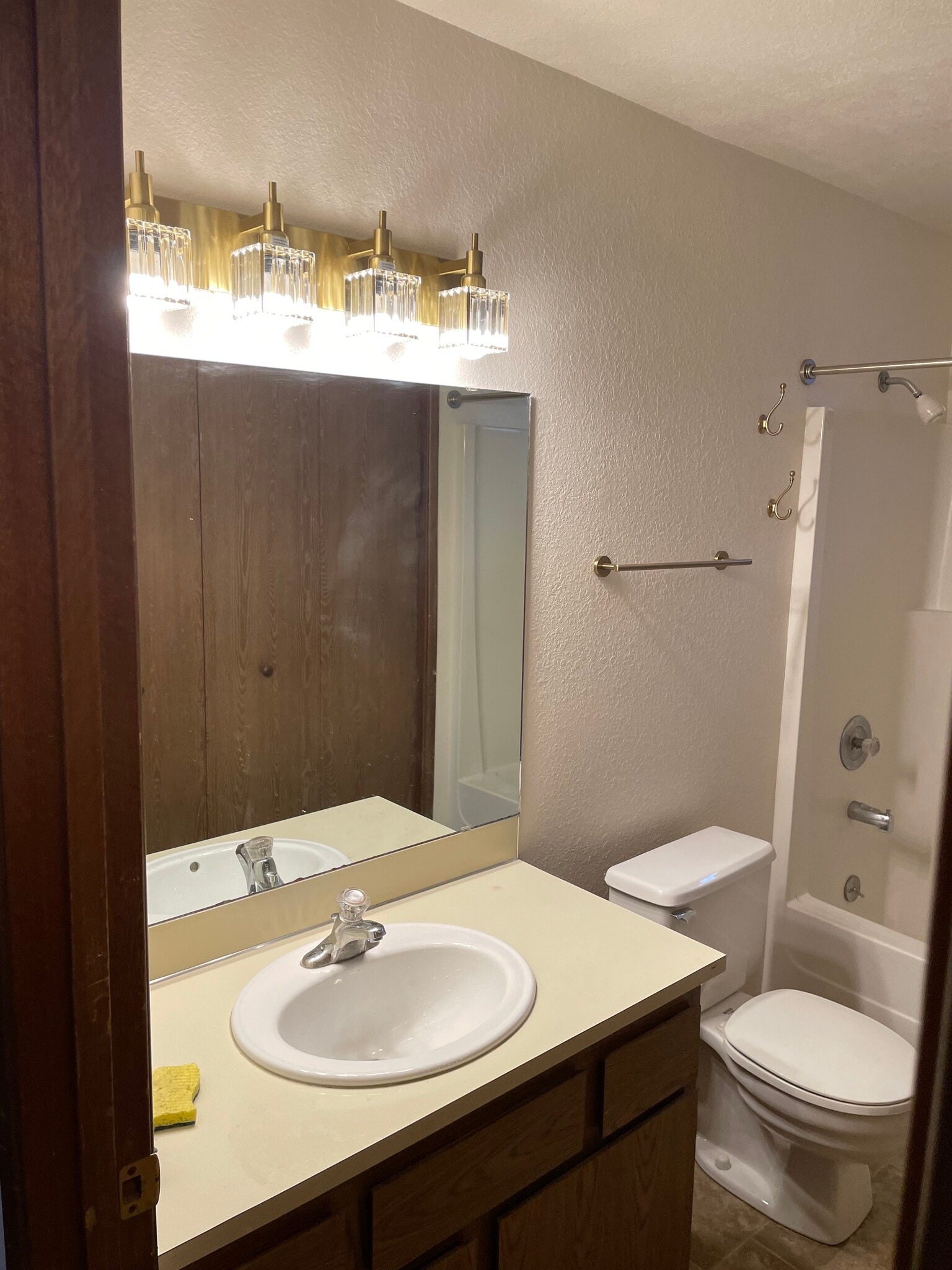 Building Photo - 711 11th St NE