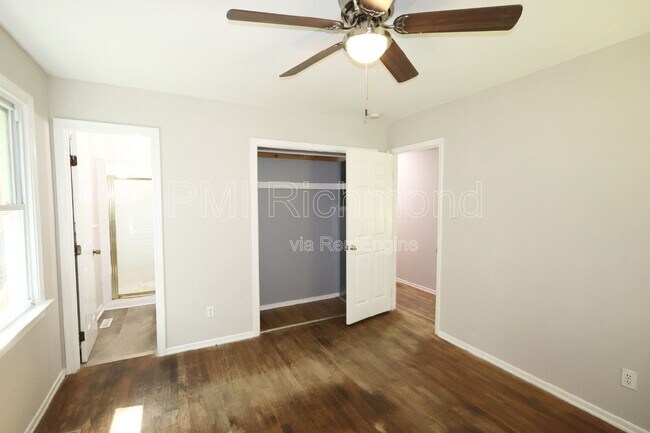 Building Photo - 2605 Seacliff Cir