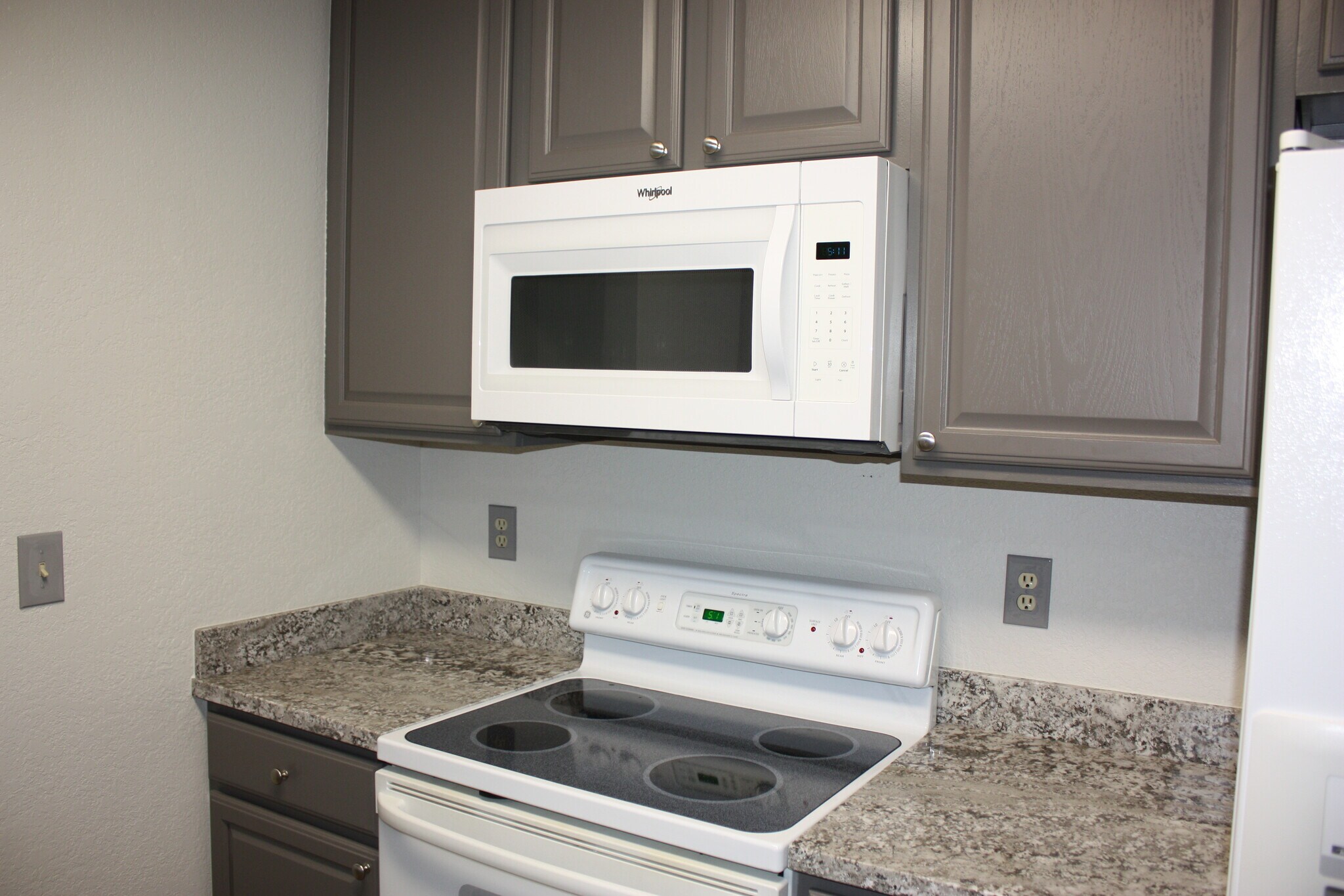 Building Photo - 1032 Friar St