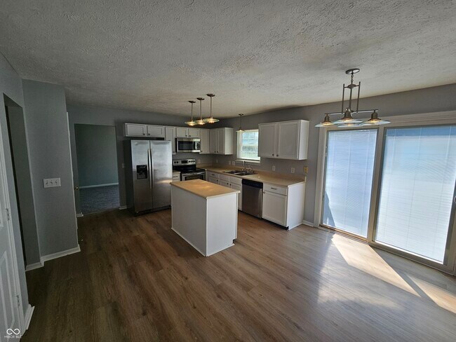 Building Photo - 5627 Pillory Way