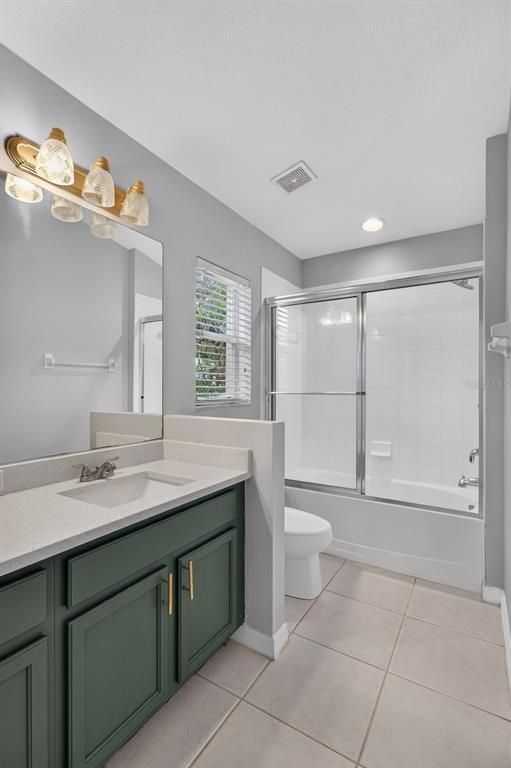 Building Photo - 7961 Carriage Pointe Dr