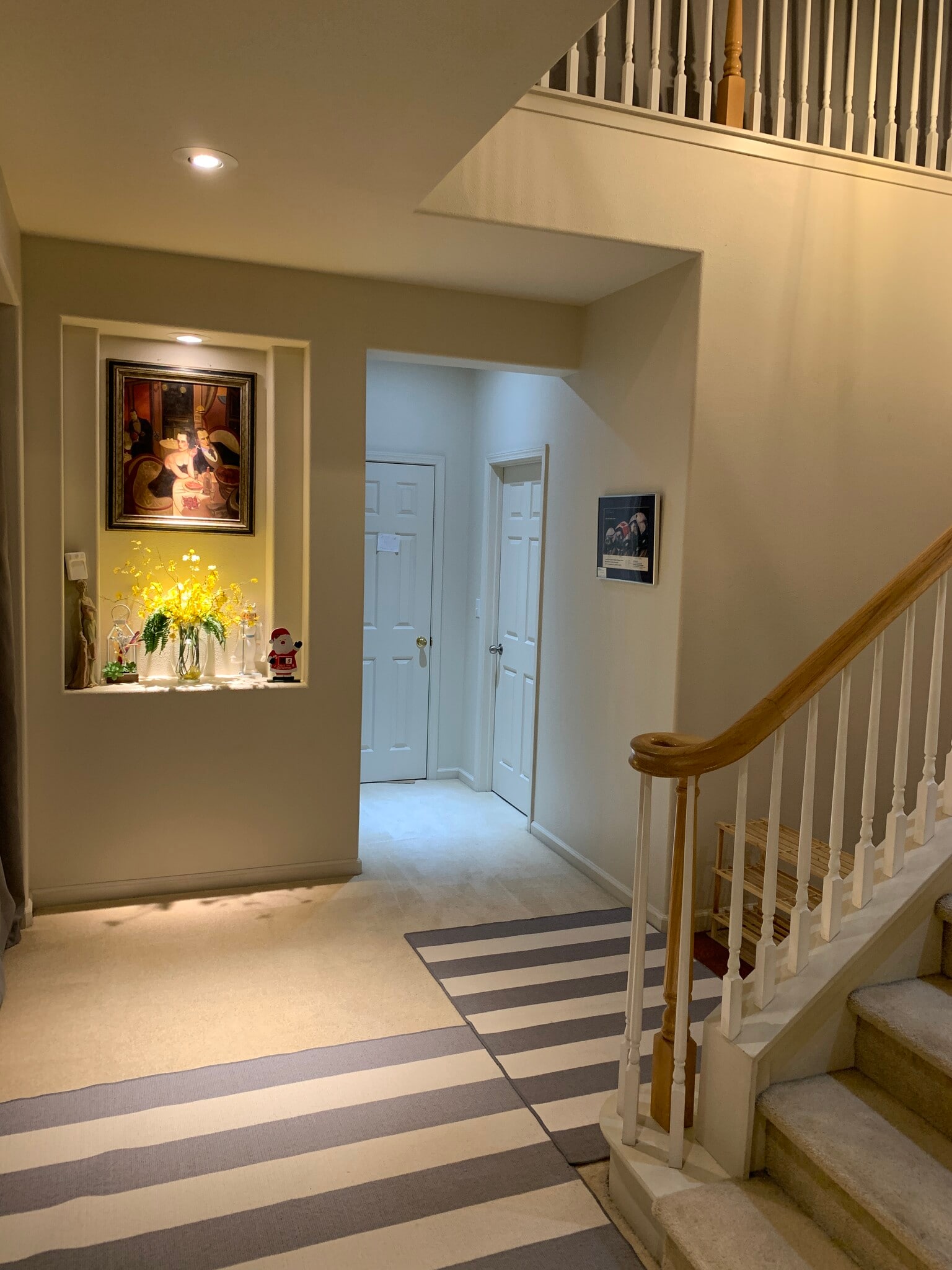 Lobby - 1495 Breezeway Ct