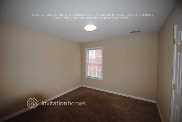 Building Photo - 4720 Parkview Walk Dr