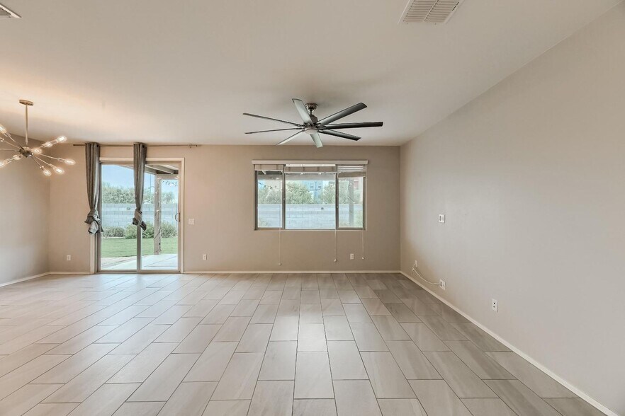 Building Photo - 1754 Grenadine Rd