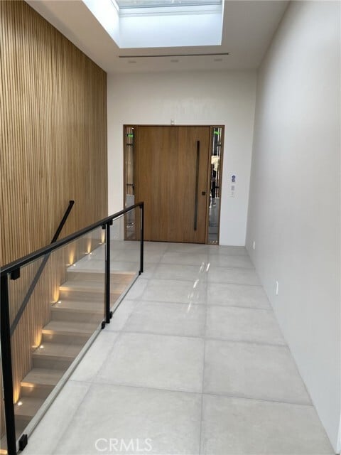 Building Photo - 5710 Hill Oak Dr