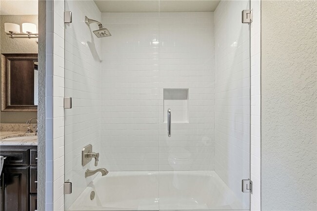 Building Photo - 14807 Dutchmans Dr