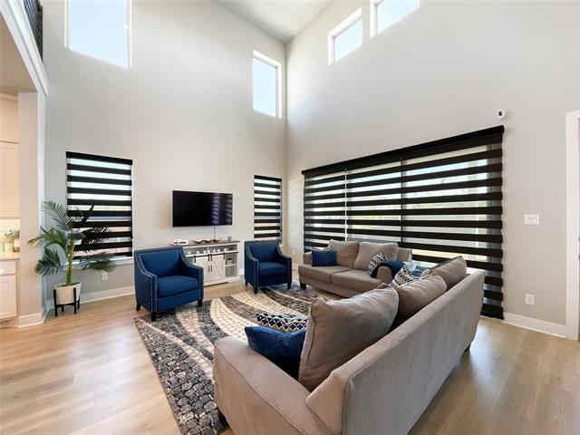 Building Photo - 5910 Enclave Dr