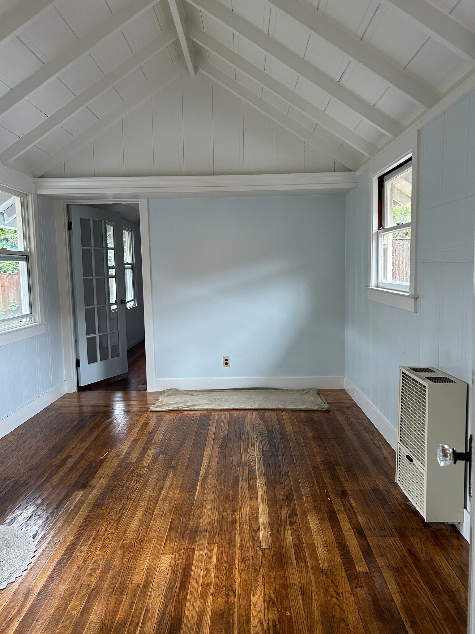 Building Photo - 52 Dominga Ave