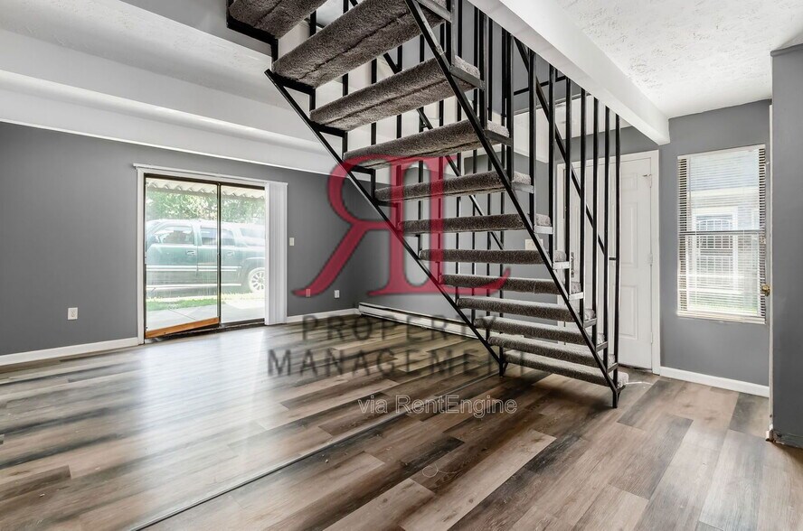 Building Photo - 4925 Myers Rd