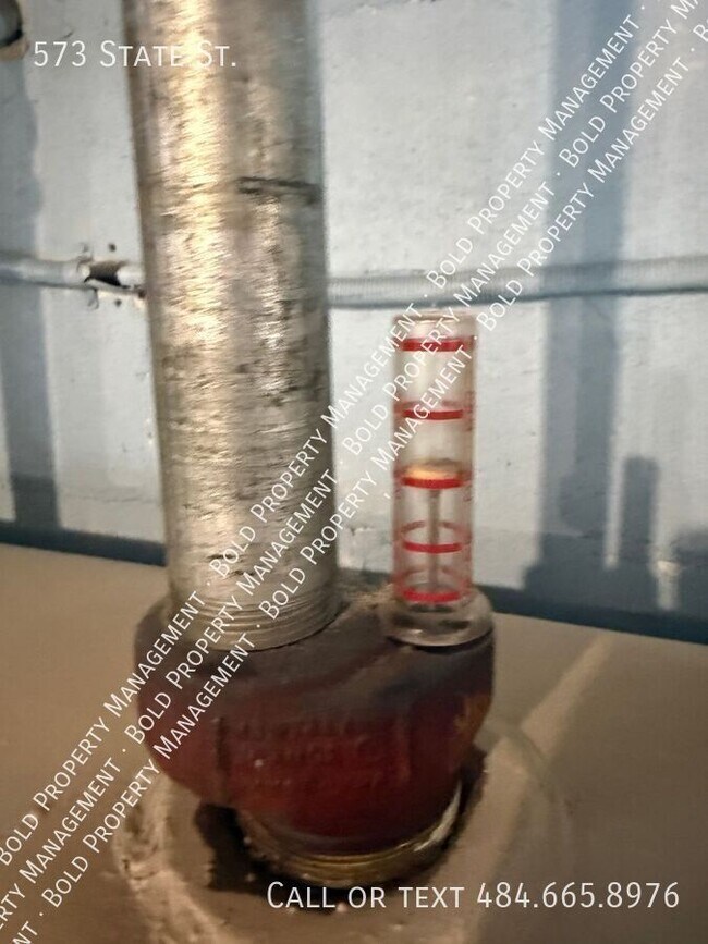 Building Photo - 573 State St