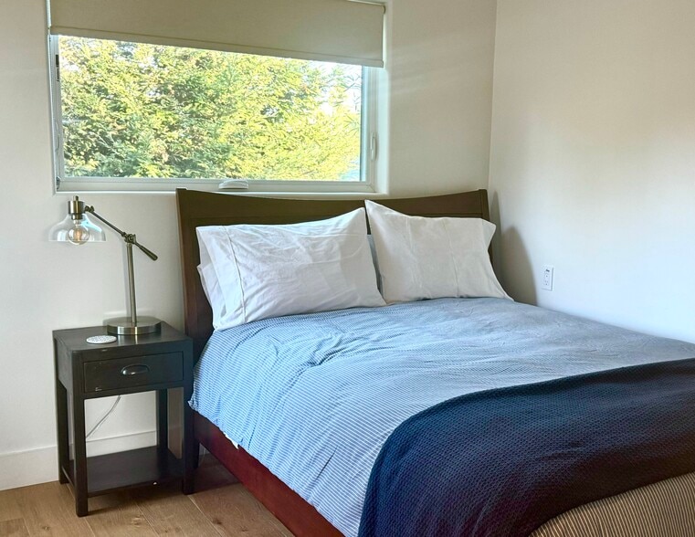 room bedroom - 648 E Fairview Blvd